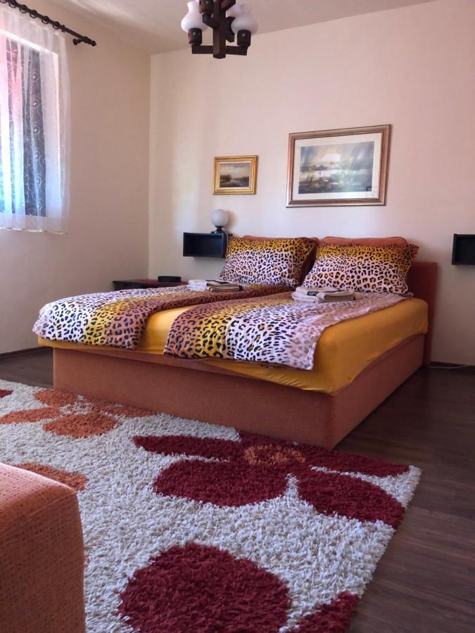 Holiday Home Andreja Малинска Екстериор снимка